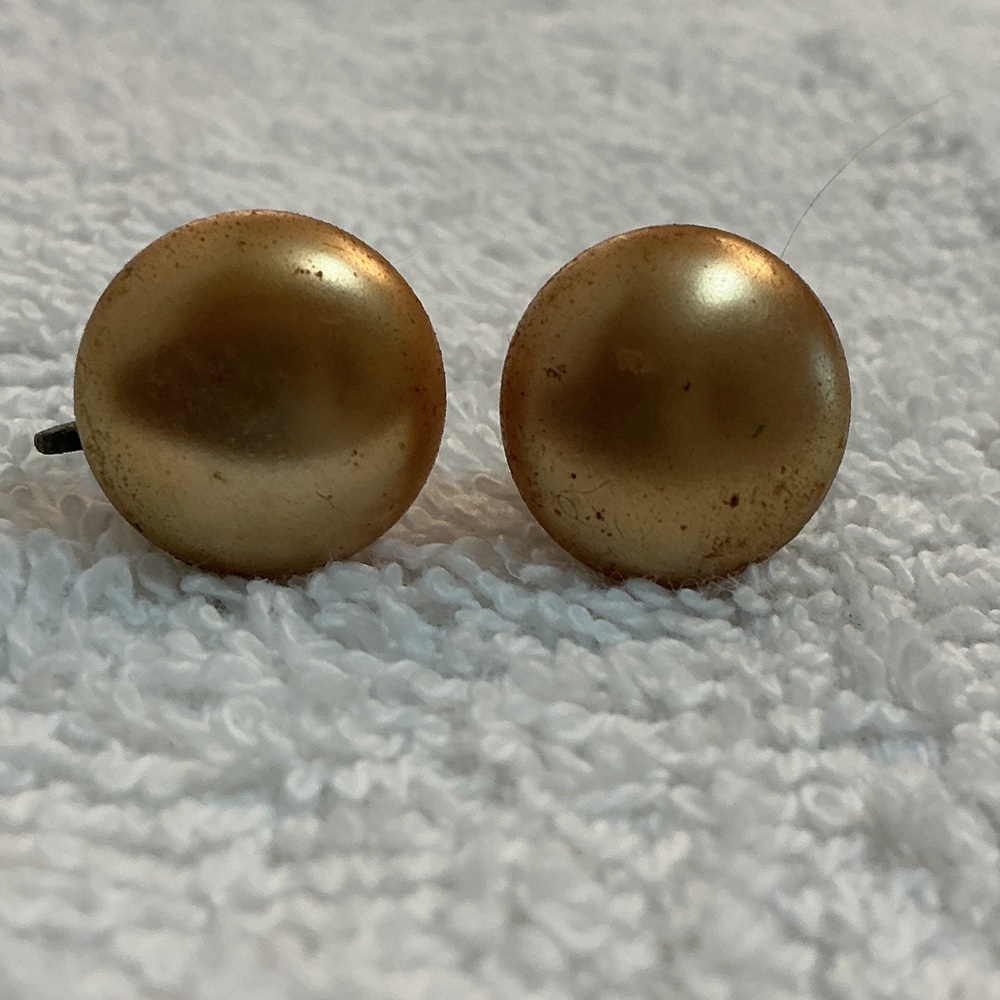 🌼Vintage🌼 Gold-Tone Round Button Earrings